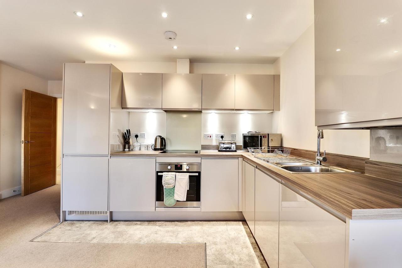 Sapphire Serviced Apartment Chelmsford Exteriör bild