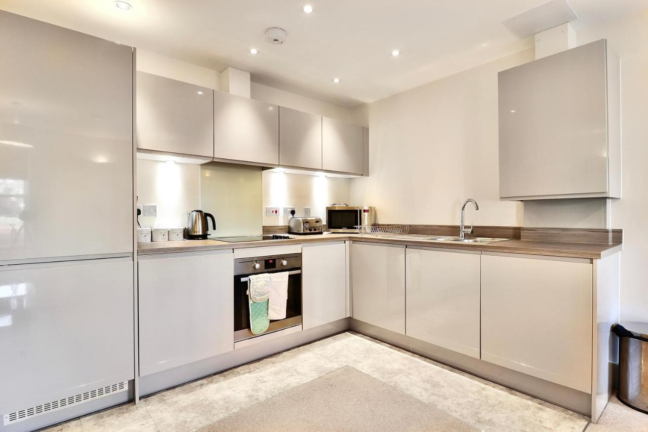 Sapphire Serviced Apartment Chelmsford Exteriör bild